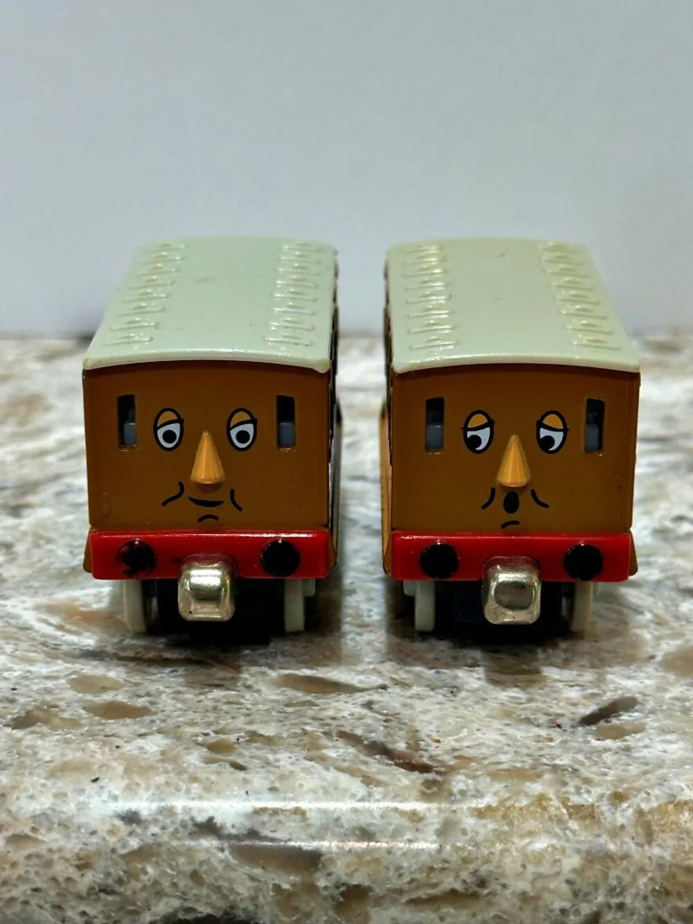 Thomas & Friends Annie Clarabel Pair 2002 Take Along Learning Curve Diecast
